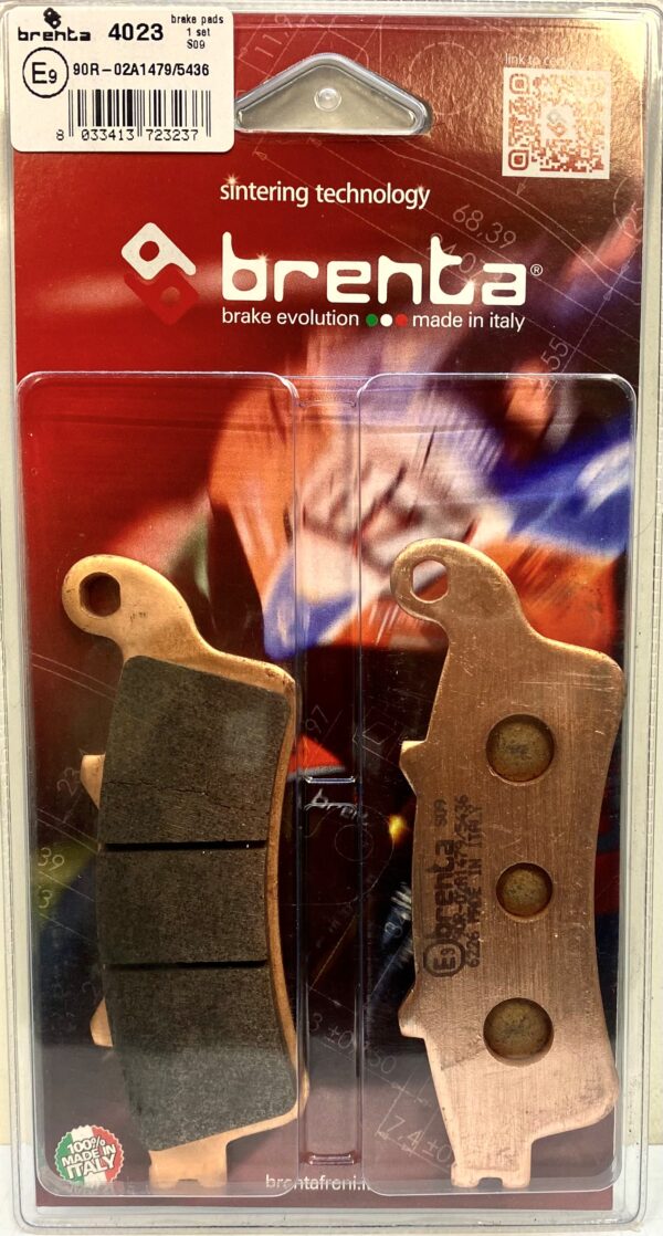 Brenta sintered brake pads to fit certain Honda motorcycles. Two pads in red packaging. Part number BR4023.