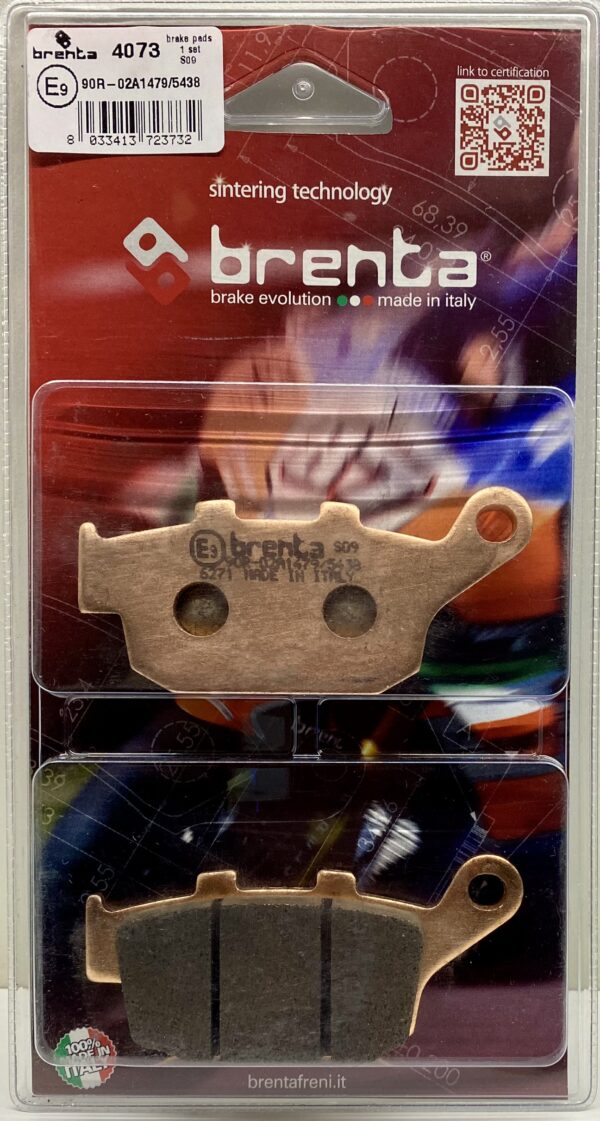 Part number BR4073. Two Brenta sintered compund brake pads in red packaging.